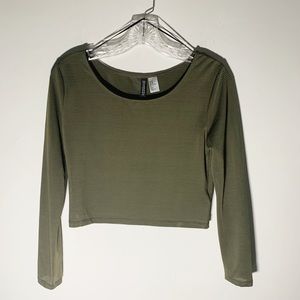 Green long sleeve crop top